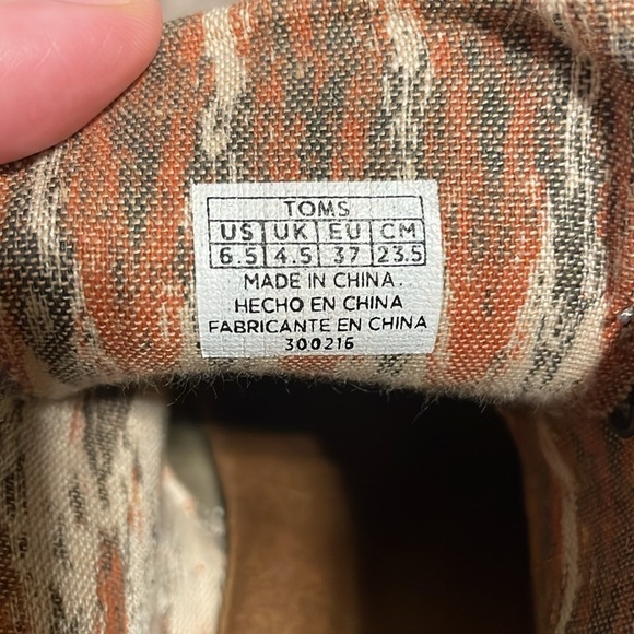 Tom’s Women’s Wedge Ankle Booties Size 6.5 Desert Sands Tan Suede Lace Up - Picture 12 of 13